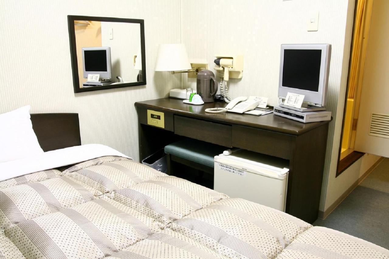 Hotel Route-Inn Court Fudzsijosida Kültér fotó